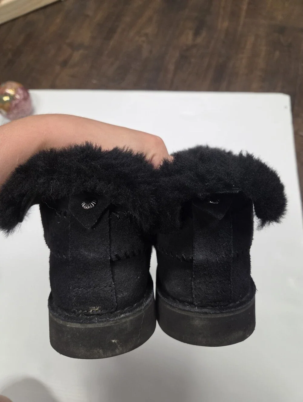 UGG Mckay Black Suede Sheepskin Ankle Boots Booties Size US 9 Women